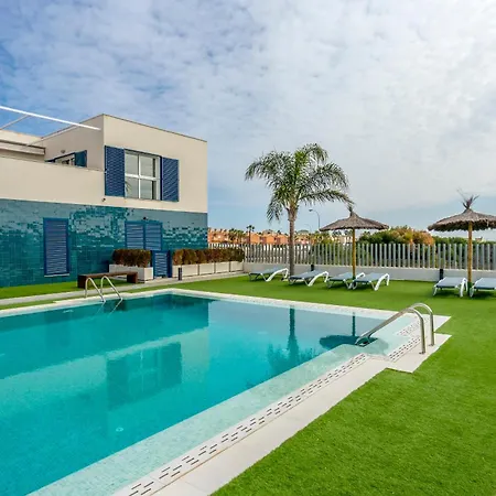 Apartment Turquesa Del Mar - Sun & Beach & Golf & Bike - Large Terrace Ground-Floor Spanish Apartment *