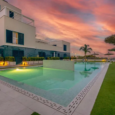 Turquesa Del Mar - Sun & & Golf & Bike - Large Terrace Ground-floor Spanish Lägenhet *